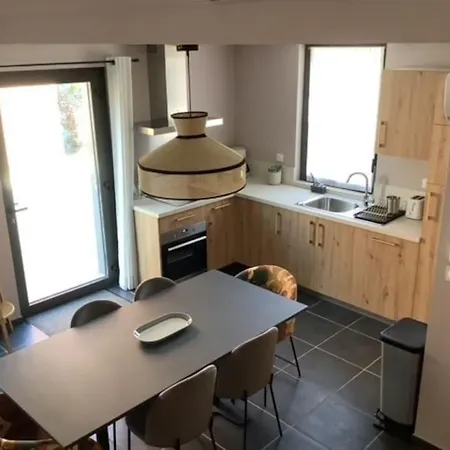 Le Vertigo Proche Centre Histo Avec 2 Parkings Apartman *